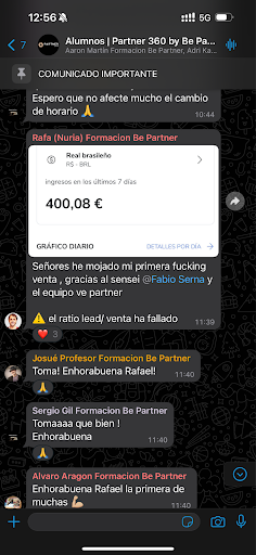 Testimonio visual de un estudiante que logró su primera venta tras aplicar el método del curso