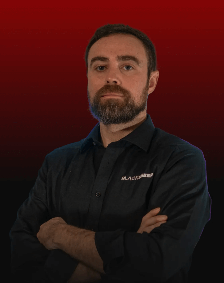 César Barriga fundador de BlackSheep Academy